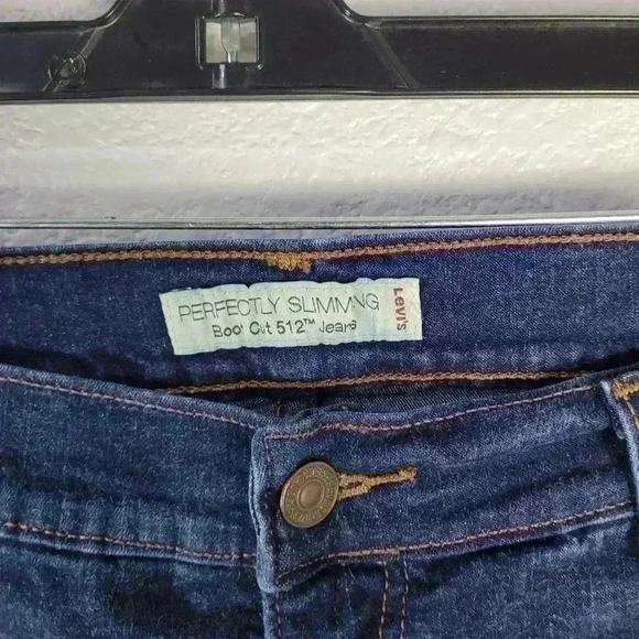 Levi's 512 Womens Dark Wash High Rise Perfectly Slimming Boot Cut Jeans 14 Med - Picture 5 of 13